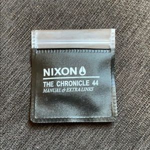 Nixon Chronicle 44 extra links
